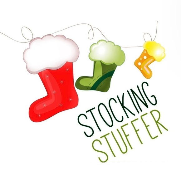 Holiday Pillow Cover Christmas Barn Country Neutral Linen Multicolor 18 X 18 in - Picture 12 of 14